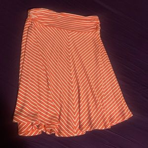 Super comfy &cute orange and white stripped skirt.
